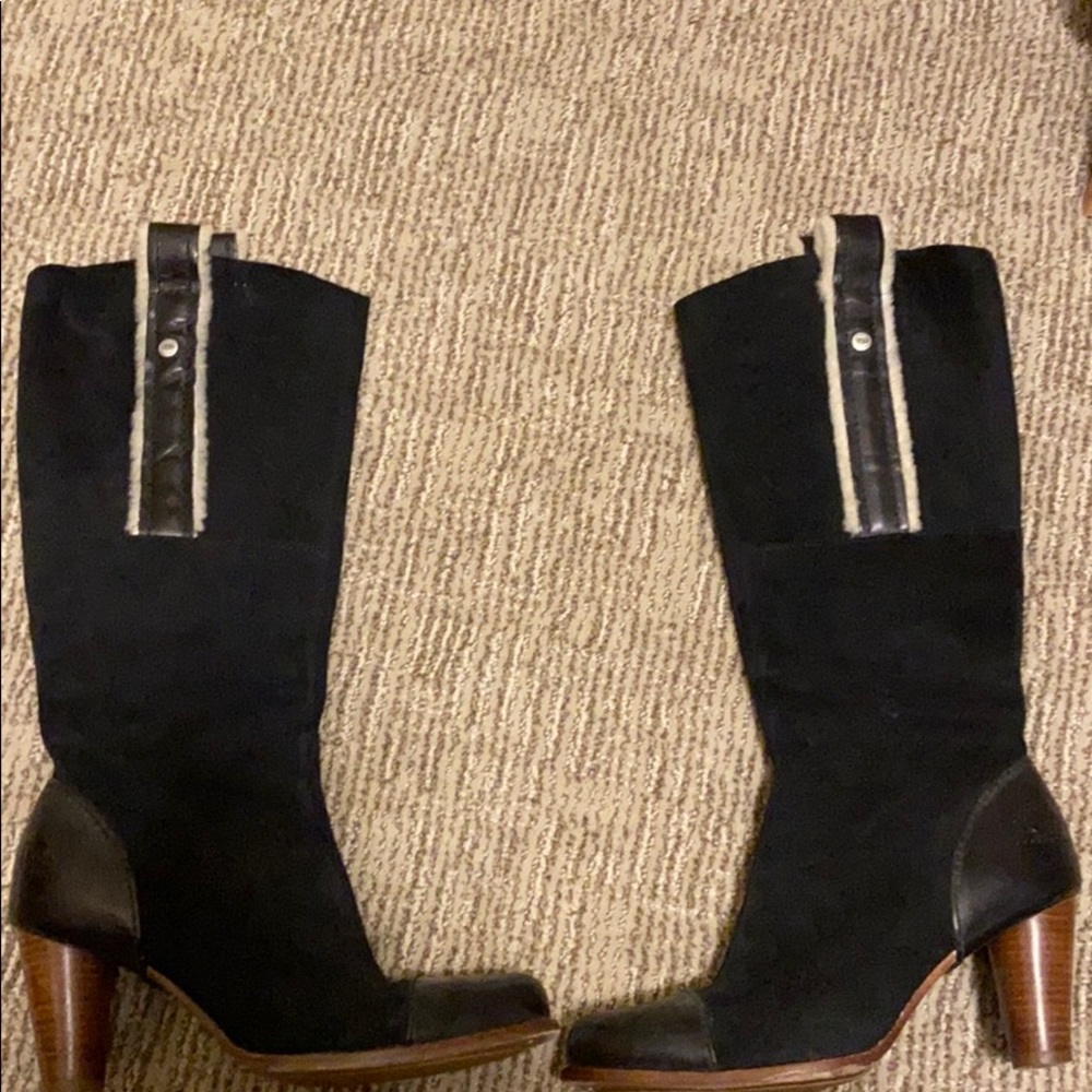Black heeled ugh boot!🖤
